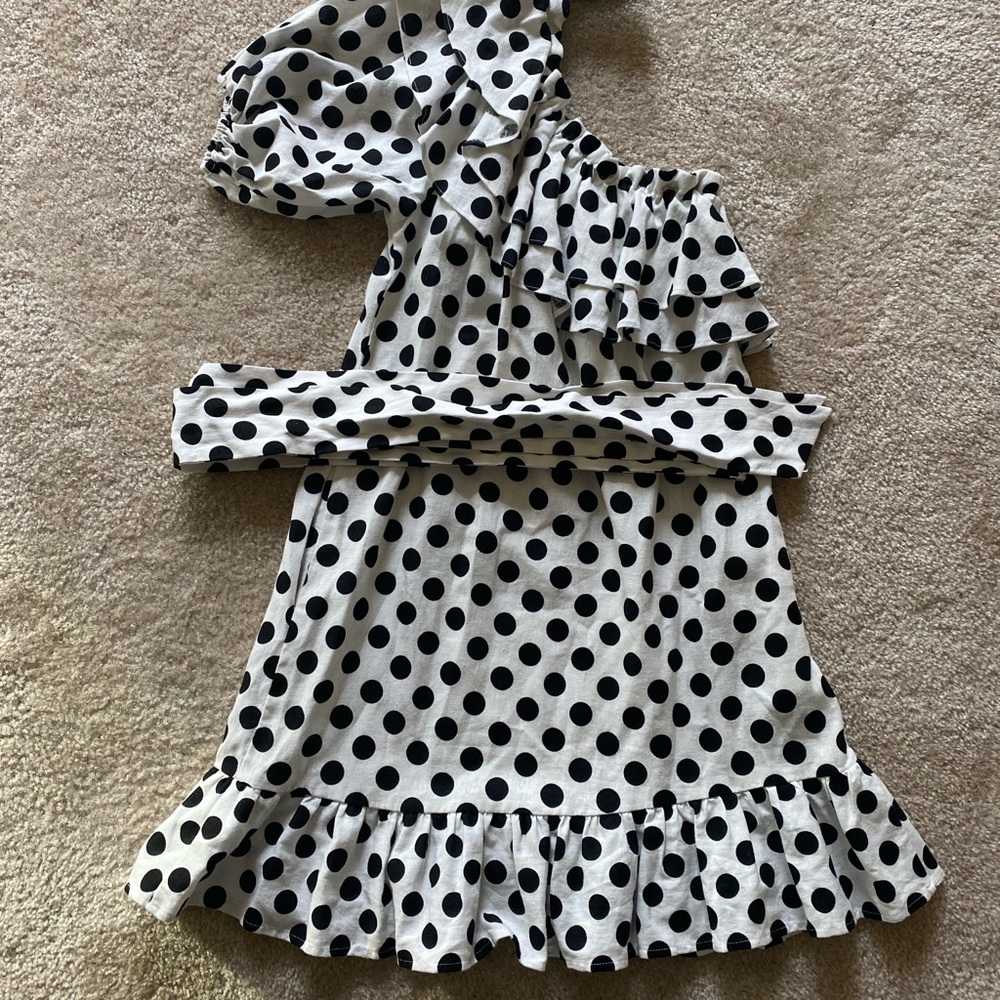 Polkadot one shoulder mini dress